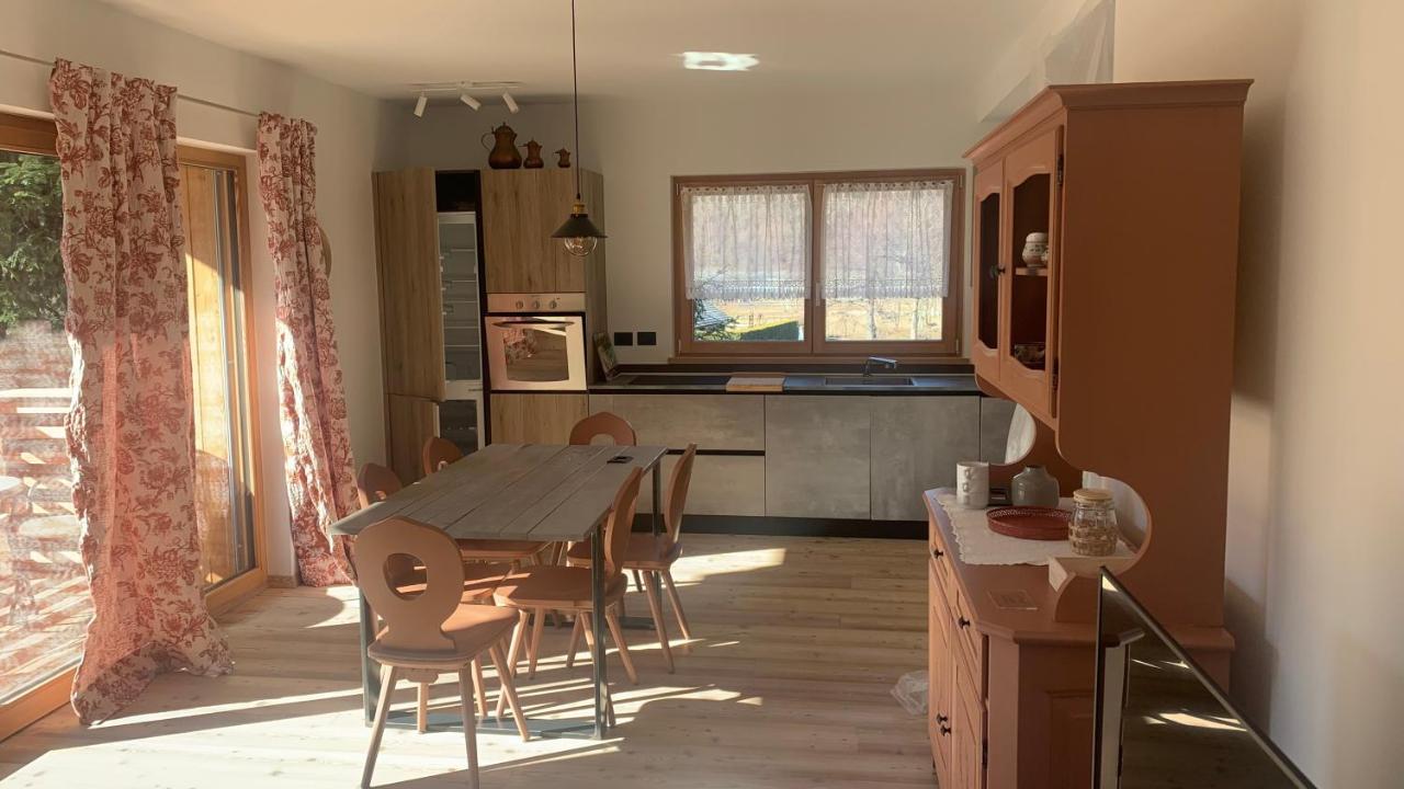 Appartamenti E B&B Casa Ester Baselga di Pinè Eksteriør billede