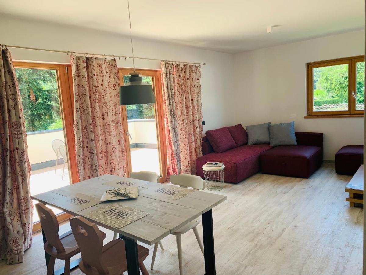 Appartamenti E B&B Casa Ester Baselga di Pinè Eksteriør billede