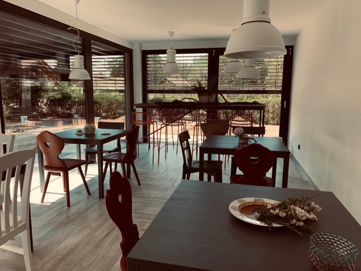 Appartamenti E B&B Casa Ester Baselga di Pinè Eksteriør billede