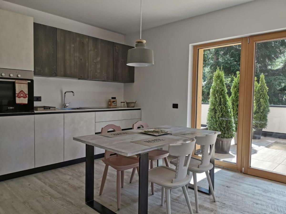Appartamenti E B&B Casa Ester Baselga di Pinè Eksteriør billede